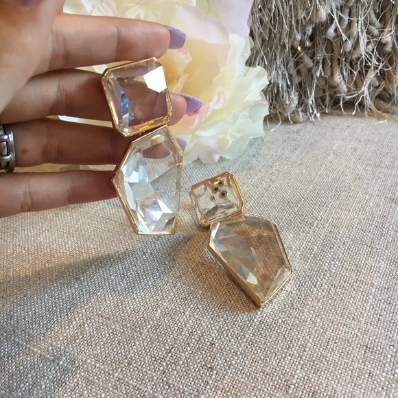 Earring - Picture 3 of 3